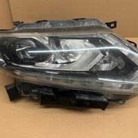 Faro fanale anteriore full led Nissan X-trail T32