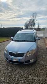 Skoda Roomster a GPL