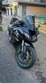 kawasaki zx6r 2011
