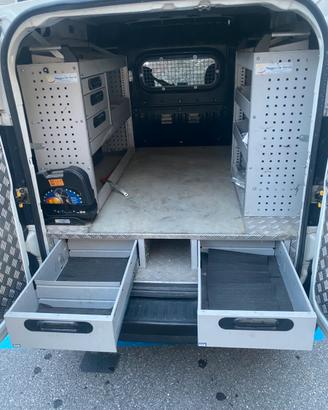 Allestimento furgone Baggio De Sordi per Doblo’.