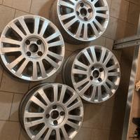 4 Cerchi in lega da 16 per citroen C4