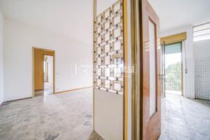 SOLBIATE ARNO - TRILOCALE CON BOX E BALCONI