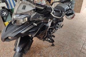 Benelli trk 502x