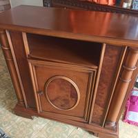 Mobiletto in legno 