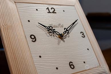 Orologio da parete artigianale in legno