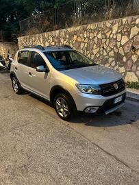 dacia Sandero stepway bravs edizione speciale 