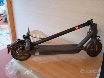 Monopattino elettrico Mi Electric Scooter Pro 2