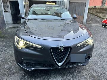 Alfa Romeo Stelvio 2018 Q4 2.2 diesel 210 cv