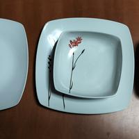 8 piatti piani + 8 fondi quadrati   design fiori