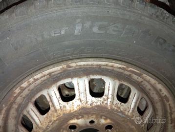 Pneumatici su cerchi panda 141