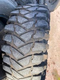 Gomme maxxis trepador 35 15.50 r16