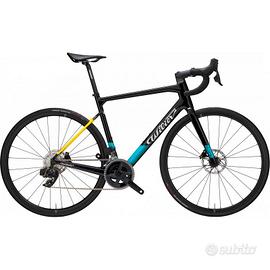 Bici corsa carbonio WILIER Garda disc 105 12v