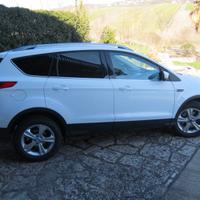 Ford Kuga 2.0 Autocarro 5 Posti 12/2014
