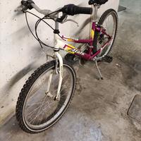 Bicicletta mtb per ragazza eta 8/10