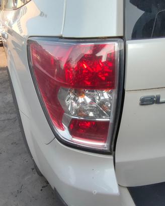 SUBARU FORESTER 2010 STOP POSTERIORE SX/DX
