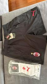 PANTALONCINO E CALZETTONI UFFCIALI KIT GARA MILAN