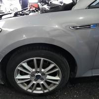 FORD MONDEO STATION WAGON 2011 - PARAFANGO SINISTR