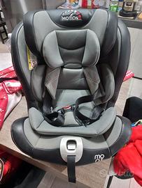 Seggiolino auto moni