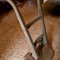 Carello antico da mugnaio