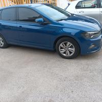 Volkswagen  polo autoscuola doppi comandi 