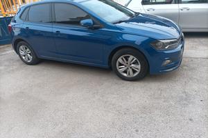 Volkswagen  polo autoscuola doppi comandi 