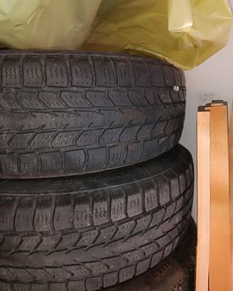 4 Ruote complete complete di cerchio 