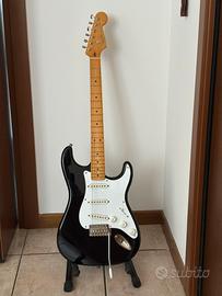 Squier Classic Vibe ‘50s Stratocaster nera