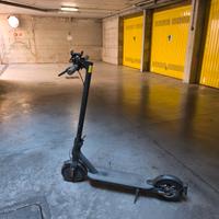 Monopattino elettrico Xiaomi.