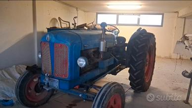  trattore fordson