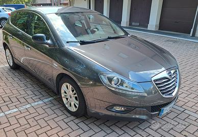 Lancia Delta 1.6cc 120cv diesel 