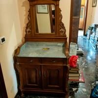 Credenza da bagno con specchio e pianale in marmo