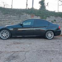 BMW E90 320D 