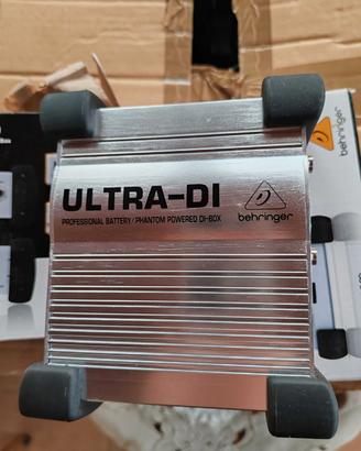 Ultra DI100 della Berhinger 