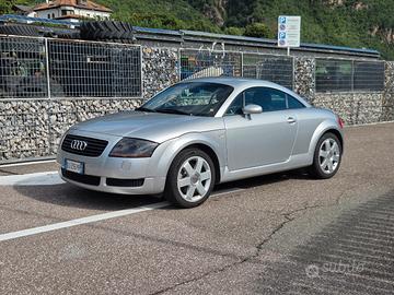 Audi TT Coupé 1.8T 179 cv
