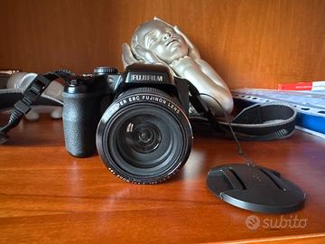 Fujifilm Finepix S8500