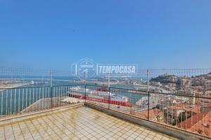 ATTICO CON AMPIO TERRAZZO E VISTA PANORAMICA