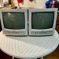 2 monitor Philips VSS244000T