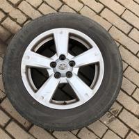 gomme complete di cerchione per toyota rav 4