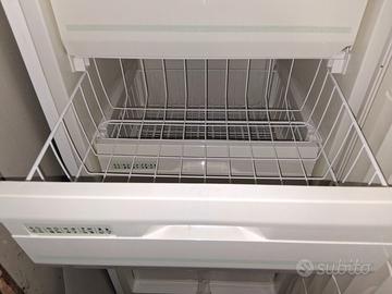 Freezer a cassetti