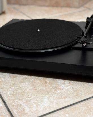 Akai BT-500 Belt Drive giradischi, nero