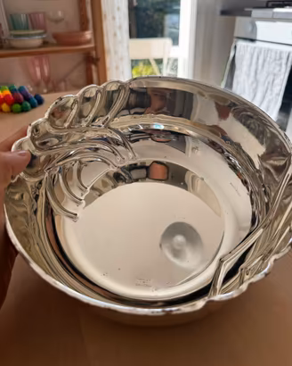 Coppa argentata vintage decorativa lavorata a mano