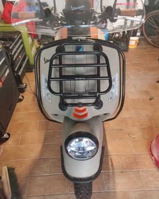 vespa 300 gtv