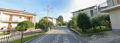 Bilocale con posto auto a Merone