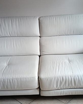 divano con chaise longue