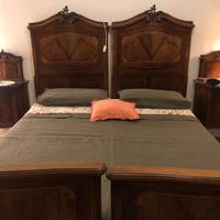 Camera da letto antica (completa)