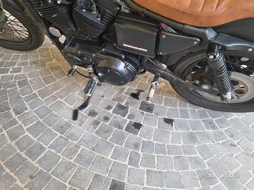  Harley 883 anno 1998
