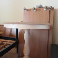 Tavolino tondo in legno masssello