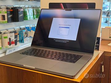 MacBook Pro 16 M2 Pro