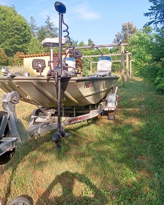 barca tracker Grizzly 16/48