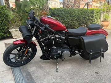 Harley-Davidson Sportster 883